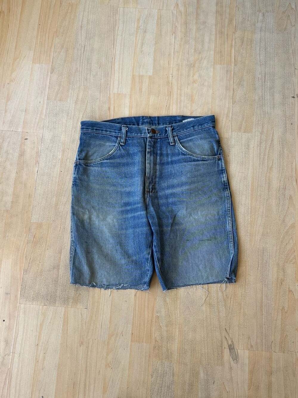 Rustler Denim Cut-Off Shorts Distressed Blue Size 33x34